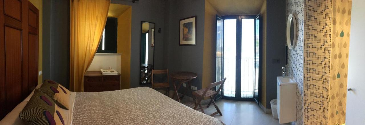 Baobab Hostal El Puerto de Santa María Extérieur photo